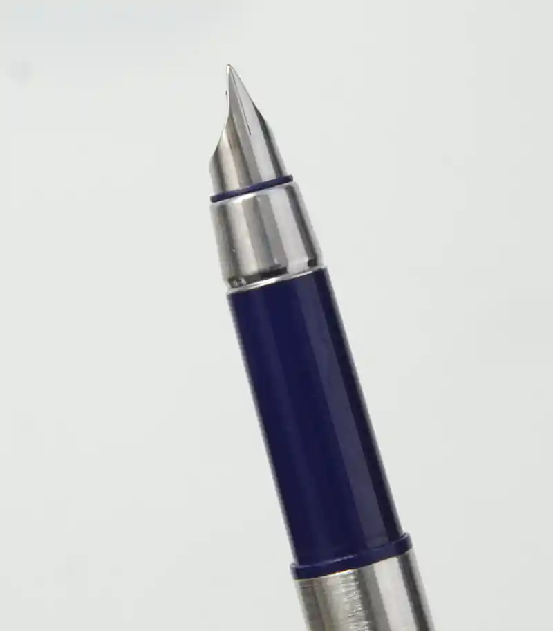 parker 25 chrome fountain pen F nib