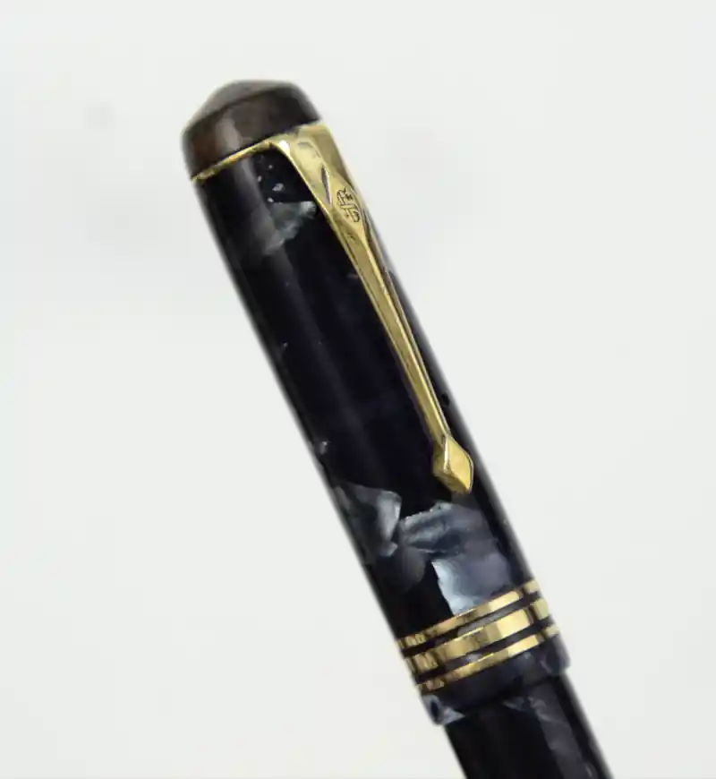 conway stewart 286 black grey marbled fountain pen England
