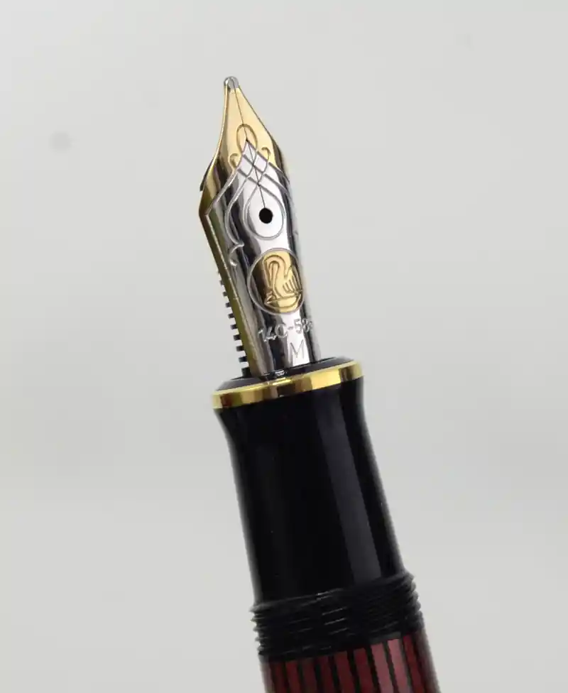 pelikan souveran M600 piston filler fountain pen