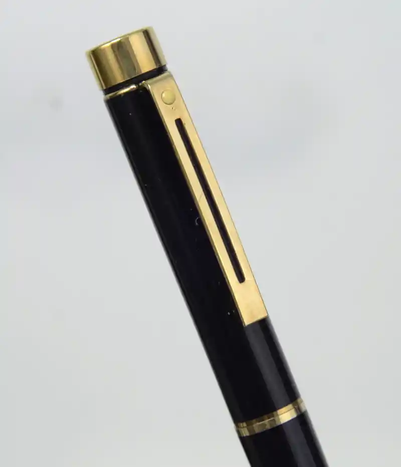 sheaffer targa 1003 fountain pen gold nib