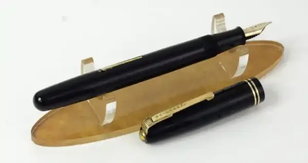 vintage watermans 503 fountain pen with 14CT gold flex nib