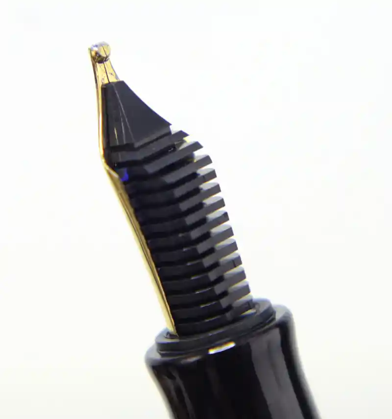 Taccia Tamamizu Ryokuei 14K gold nib fountain pen limited edition