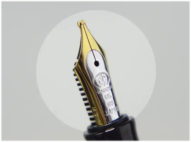 Taccia Tamamizu Ryokuei limited edition fountain pen