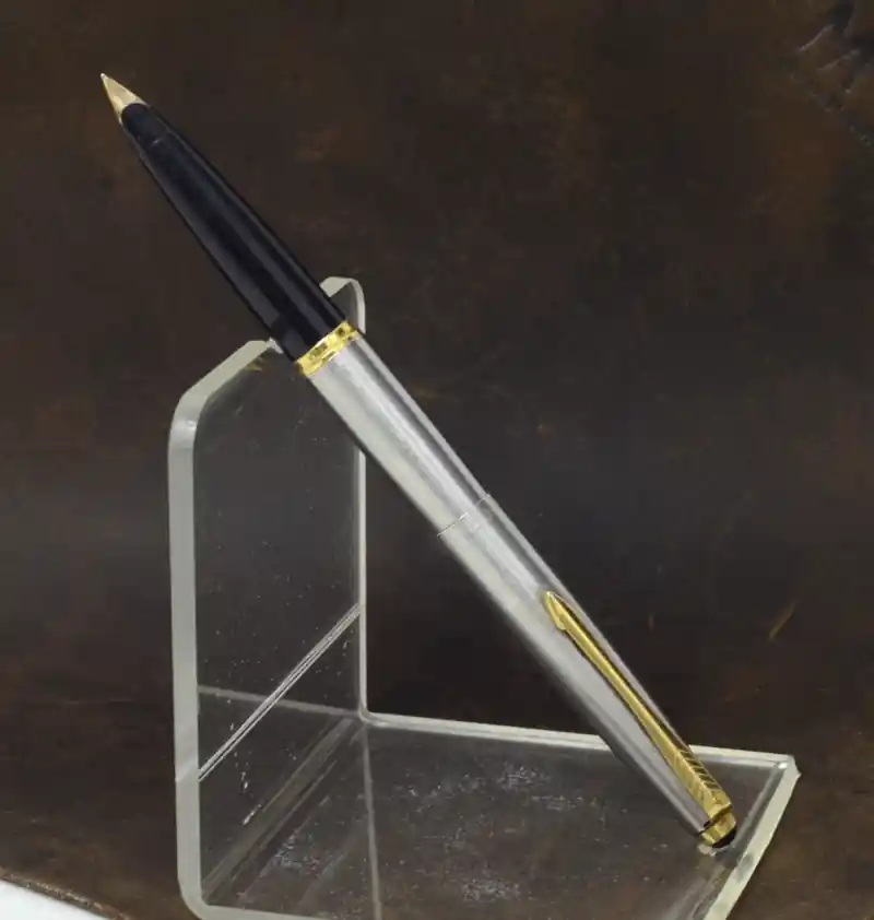 parker 45 flighter MK 2 fountain pen 14K gold nib