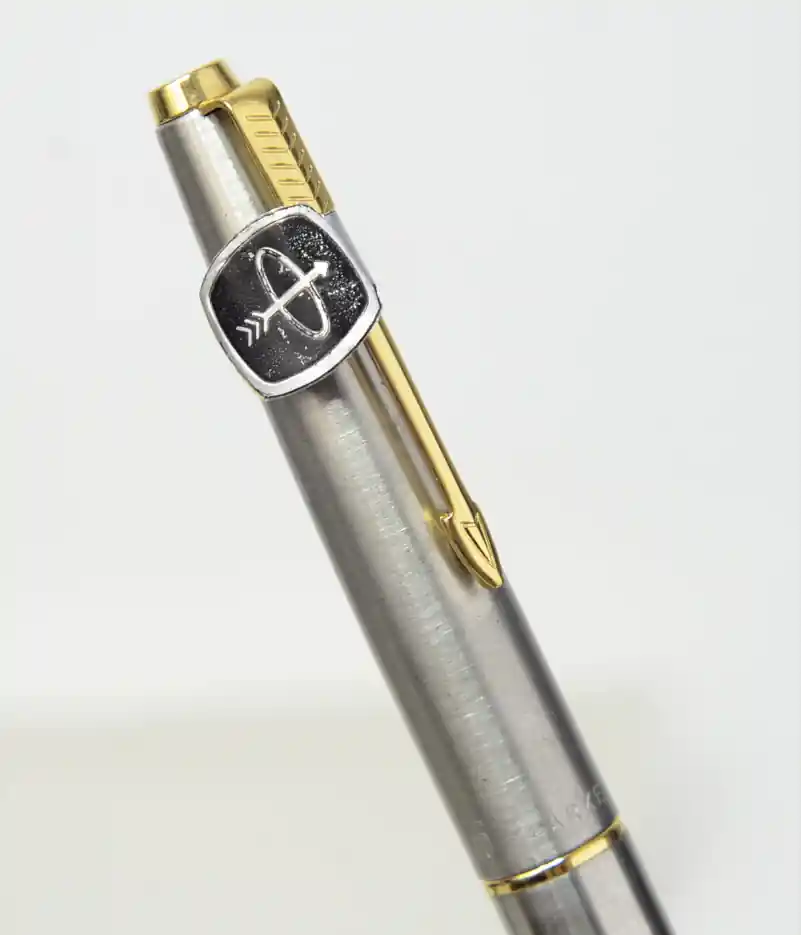 parker 45 flighter chrome barrel fountain pen gold nib