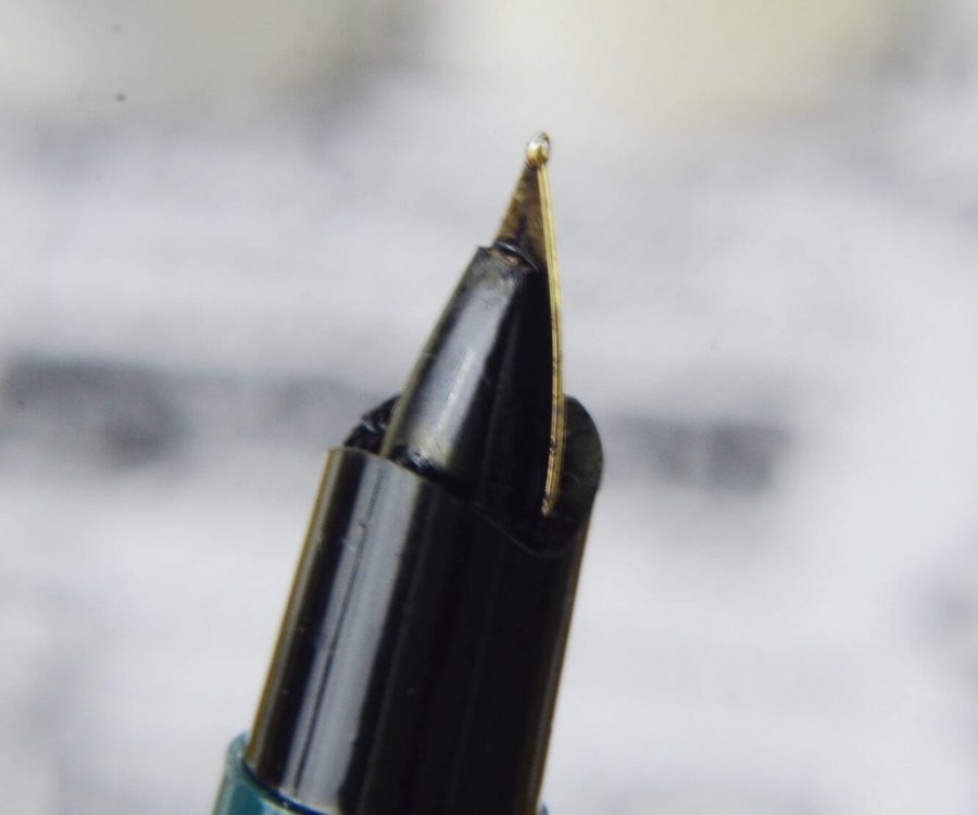swan vintage pen with M nib by mabie todd Vintage fontain pen