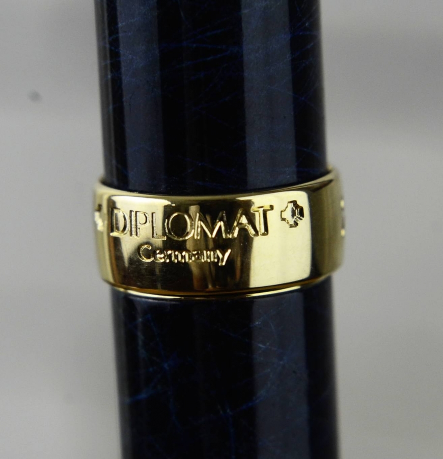 Buy diplomat 1922 classic fountain pen dualtone golden M nib online
