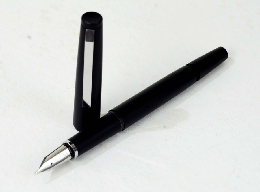 Buy Vintage Lamy 86 piston filler fountain pen 14CT 585 platinum B nib