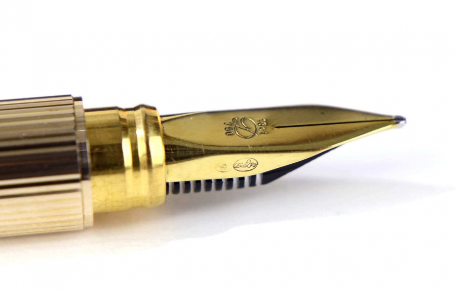 Buy ST dupont gatsby gold barrel fountain pen with 18K 750 gold M nib